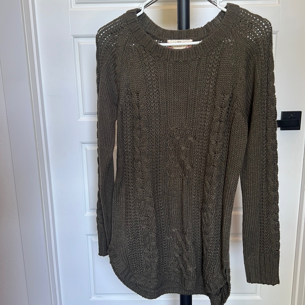 Pink Rose brown sweater